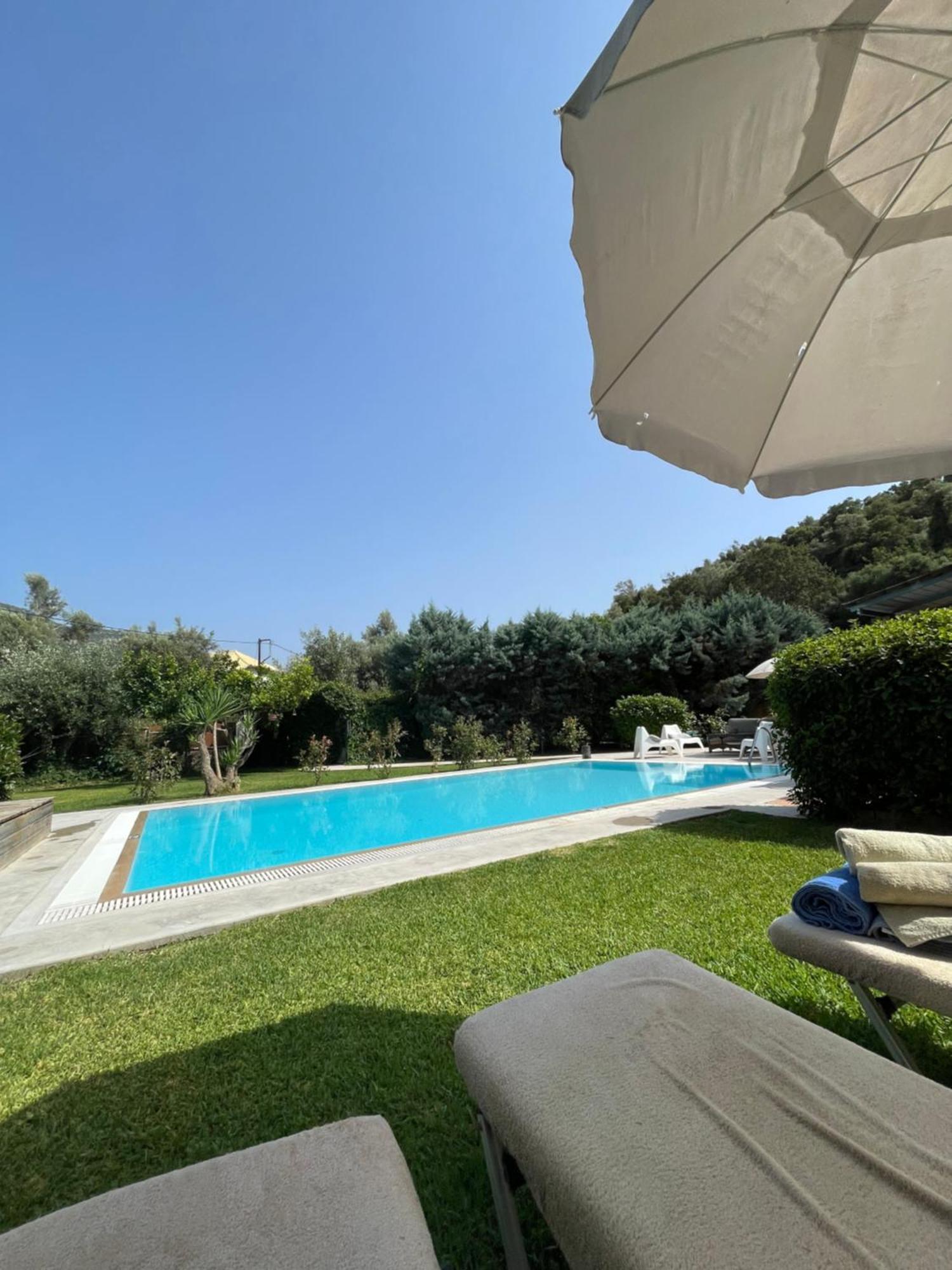 Gialos Villas 1-2 With A Private Pool Mikros Gialos Luaran gambar